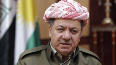 بارزاني يزور برلمان كردستان ويبحث موقف الإقليم من الأوضاع في العراق