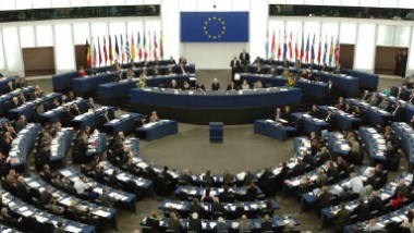الاتحاد الأوروبي «قد يوقف» محادثات «البريكست» بعد يوم واحد فقط من بدايتها