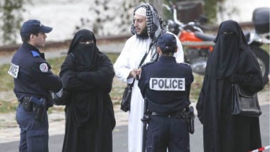 ما سر تعلق الإرهابيين وزيادة عملياتهم في فرنسا بالتحديد؟