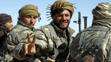 قوّات سوريا الديموقراطية تقطع طريق الإمداد  الرئيس لتنظيم «داعش « بين الرقّة ودير الزور