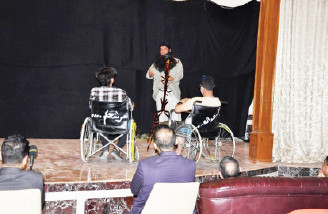 عرض مسرحي جاد على أروقة الجامعة العراقية