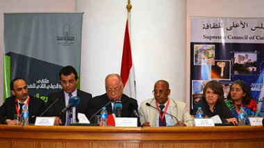 ملتقى القاهرة الدولي للنقد يوصي بجائزة محكمة