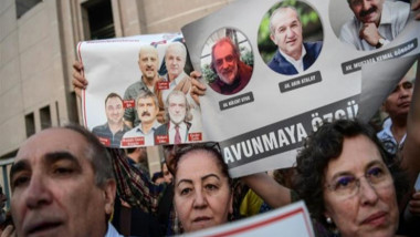 إفراج مشروط عن سبعة صحافيين في «جمهورييت» التركية
