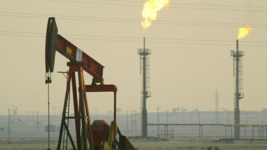 السعودية ستخفض صادراتها النفطية في آب لأدنى مستوى