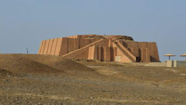 العراق يسعى إلى استثمارات لتطوير قطّاعه السياحي