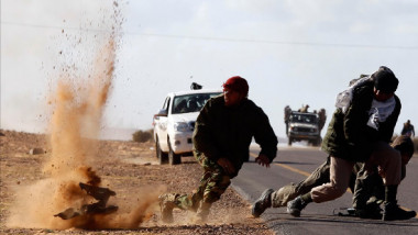 رسائل متباينة: لماذا وجّه العراق ضربات عسكرية داخل سوريا؟