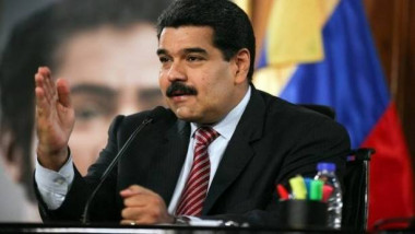 مادورو يعتبر العقوبات الأميركية عمليات نهب واحتيال
