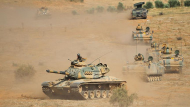 انطلاق مناورات تركية قرب الحدود مع العراق