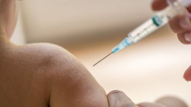 تطوير حقنة تجمع كل تطعيمات الأطفال في جرعة واحدة