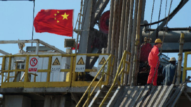 الصين تحدّ من صادراتها النفطية إلى كوريا الشمالية