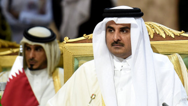 أمير قطر مستعد لمباحثات حل  الأزمة الخليجية برعاية ترامب