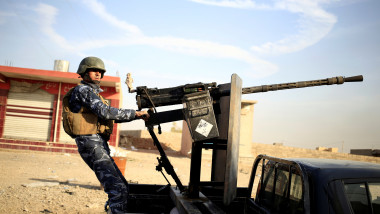 اقتحام أشهر معاقل “داعش” في القائم بعد استهدافها بالمدفعية والسلاح الجوي
