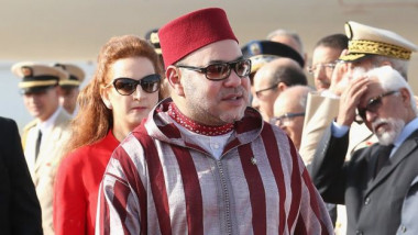 ملك المغرب يعفي وزراء من مناصبهم