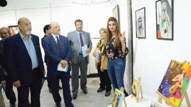 معرض بعنوان “تشكيليات وأمنيات”  بمشاركة 15 فنانة عراقية