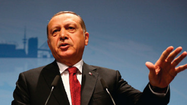 الحكم الاستبدادي وسياسة أردوغان في تركيا