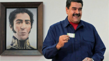 مادورو يحقق فوزا كبيرا في الانتخابات البلدية ويتطلع الى ولاية رئاسية جديدة