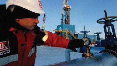 أعلى مستوى للإنتاج النفطي الروسي في 30 عاماً