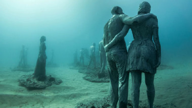 «متحف اطلانتيكو» أول متحف تحت الماء