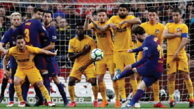 برشلونة يتقدم نحو لقب الليجا.. ومانشستر سيتي يقترب من الحسم المبكر