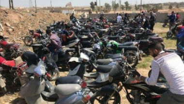 مطالبات بتقنين حركة الدراجات النارية بالموصل عقب منعها
