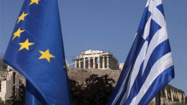 الاتحاد الأوروبي واليونان يتفقان على مراجعة أخيرة لبرنامج المساعدة