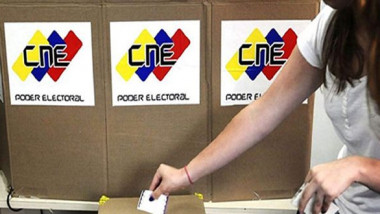 المعارضة الفنزويلية تقاطع الانتخابات  الرئاسية ومادورو نحو ولاية جديدة