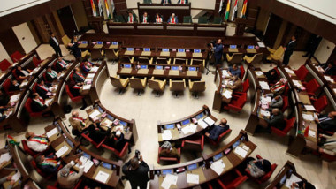 الاتحاد الوطني والديمقراطي الكردستاني يرفضان تمديد عمر مجلس النوّاب