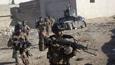 العراق يؤمّن حدوده مع سوريا بسور حديدي متطور