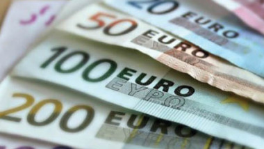 انتعاش اليورو برغم خلافات مجموعة السبع
