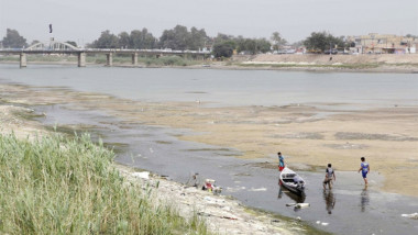الخارجية: إيران قطعت 42 نهراً تصب في العراق من دون سابق إنذار