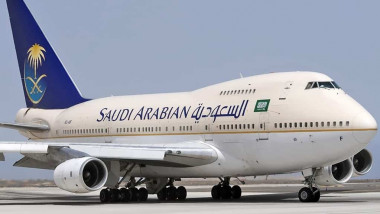 الخطوط السعودية تجري مفاوضات لشراء طائرات 777 إكس