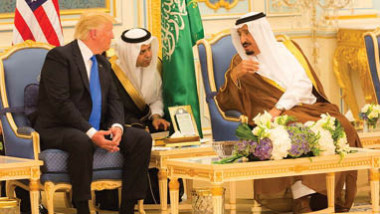 ترامب يعتزم تشكيل تحالف عربي ضد إيران