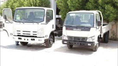 صناعة السيارات والمعدات تحتفل بالبدء  بإنتاج شاحنات ايسوزو اليابانية