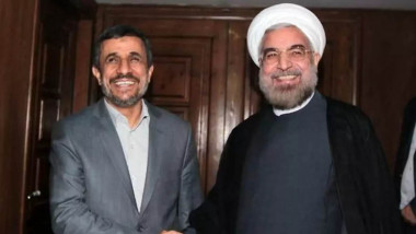 لماذا يطالب أحمدي نجاد باستقالة روحاني؟
