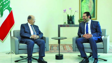 لبنان: اتصالات تشكيل الحكومة تنتظر عودة عون والحريري من السفر