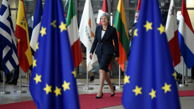 ماي تؤكد معارضة الحل الأوروبي لمشكلة الحدود الإيرلندية بعد بريكست