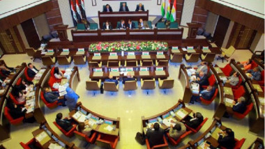 برلمان كردستان يستهل جلسته الأولى بمخالفة نظامه الداخلي