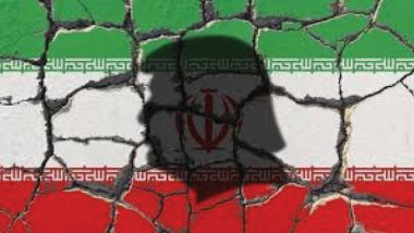طهران تجد «أسواق الظل» للالتفاف على العقوبات الأمريكية