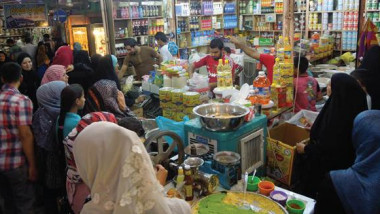 موقع عالمي: المواطن العراقي ينفق نحو ثلث راتبه الشهري على الأسواق