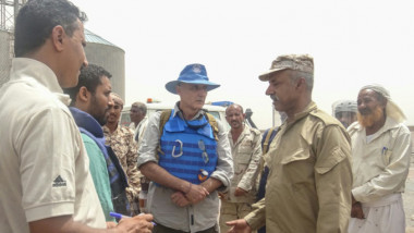 الحوثيون ينسحبون من ثلاثة موانيء  من بينها الحديدة في اليمن