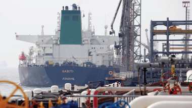 السعودية تعتزم رفع إنتاجها النفطي إلى 10 ملايين برميل يومياً