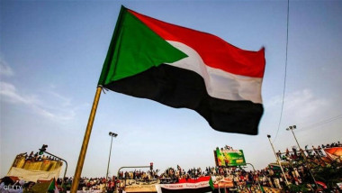 محلات تفتح أبوابها وحافلات تنقل الركاب  رغم العصيان المدني في السودان
