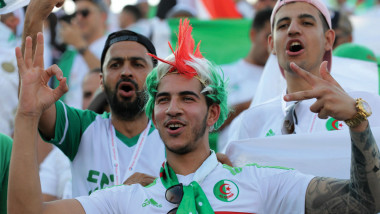 9 طائرات تنقل مشجعي الجزائر إلى مصر