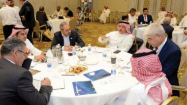 العراق يبحث استثمار الشركات السعودية لمشروعات الغاز والبتروكيماويات