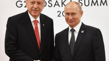 تركيا تتوقع من روسيا المساعدة في تحجيم القوات السورية قبل اجتماع