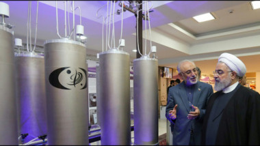 إيران تبدأ تشغيل أجهزة متطورة للطرد المركزي لليورانيوم المخصب