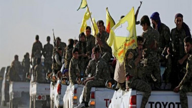 قوات سوريا الديمقراطية توافق  على الانسحاب 30 كيلومتر عن الحدود التركية