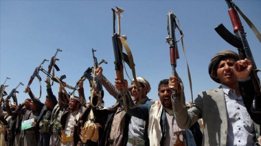 الحوثيون يستحوذون على أسلحة جديدة  بعضها يشابه منتجة في ايران