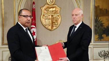 الرئيس التونسي يكلف وزير الداخلية هشام المشيشي بتشكيل حكومة جديدة