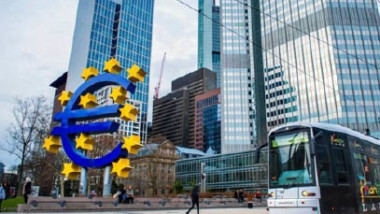 “المركزي الأوروبي” يعزز ملاءة بنوك اليورو بـ 85 مليار دولار